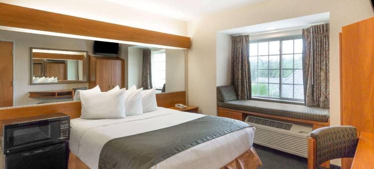 霍马麦客达套房酒店(Microtel Inn & Suites by Wyndham Houma)图片