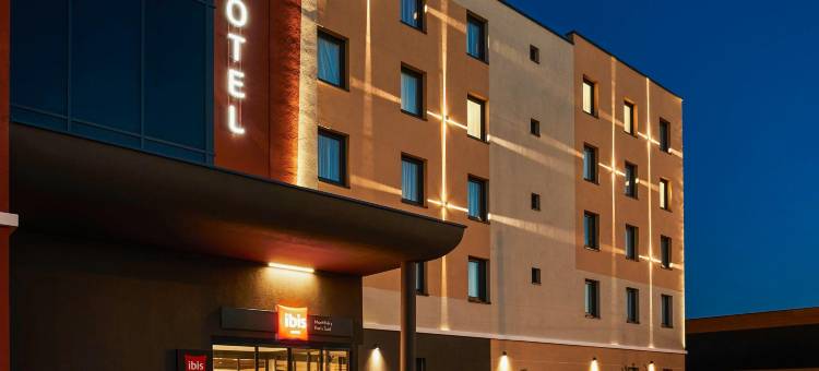 宜必思蒙莱里巴黎南酒店(Ibis Montlhery Paris Sud)图片