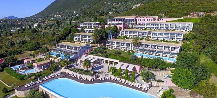 爱奥尼亚蓝色小屋及温泉度假酒店(Ionian Blue Bungalows and Spa Resort)图片