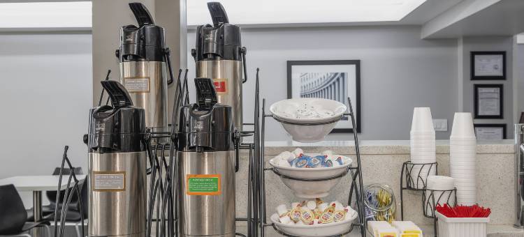 卡尔霍恩红屋顶套房酒店(Red Roof Inn & Suites Calhoun)图片