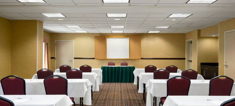 布拉夫顿太阳城欢朋套房酒店(Hampton Inn & Suites Bluffton-Sun City)图片