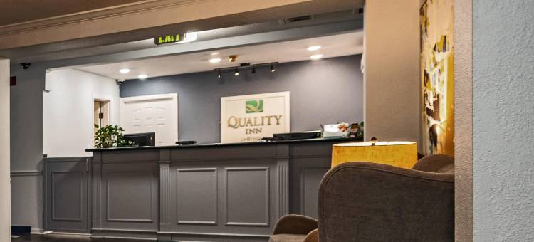 图莱尔品质酒店及套房(Quality Inn & Suites Tulare)图片