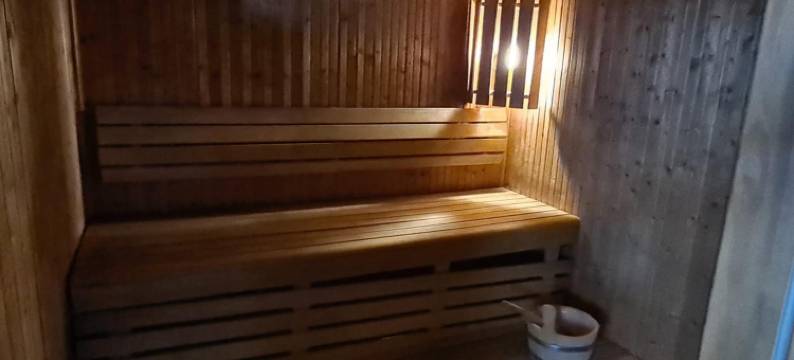 Spacious apartment with terrace图片