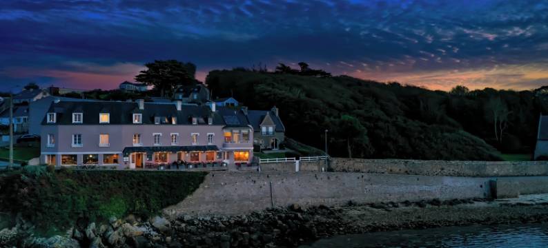 勒斯安格斯水疗公寓酒店(Hôtel la Baie des Anges, Son Spa Marin & sa Piscine Couverte et chauffée)图片