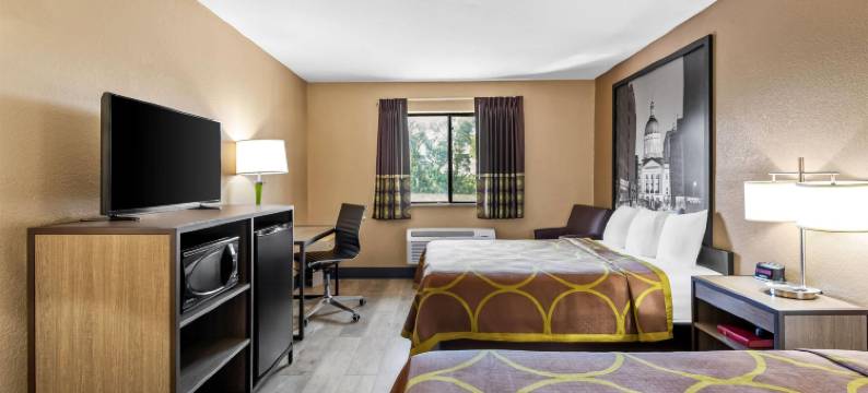 特雷霍特温德姆速8酒店(Super 8 by Wyndham Terre Haute)图片