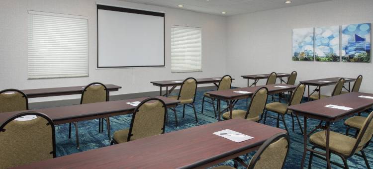 霍利斯普林斯欢朋套房酒店(Hampton Inn & Suites Holly Springs)图片