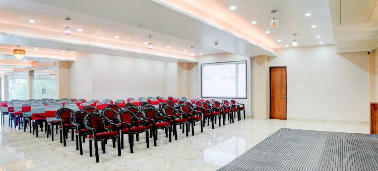 Palette by CheckIn Patel Nagar Bhopal图片