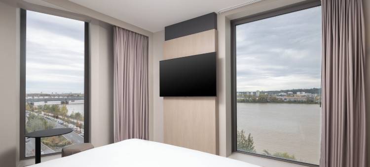 波尔多市中心希尔顿花园酒店(近波尔多圣让高铁站，嘉龙河景)(Hilton Garden Inn Bordeaux Centre)图片