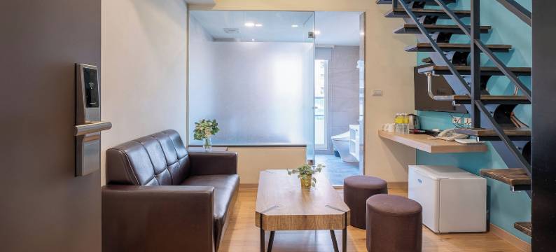 雀客快捷台中一中图片