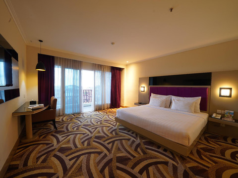 阿尤拉桑托萨酒店