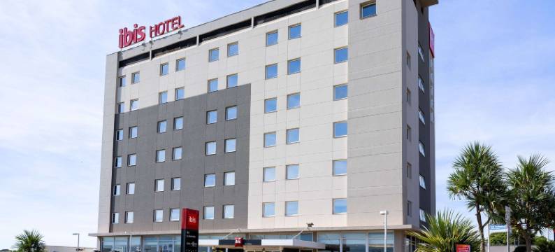 宜必思欧里纽斯酒店(ibis Ourinhos)图片