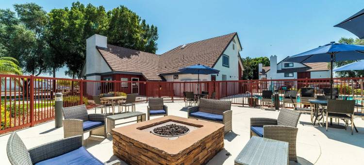 菲尼克斯都市长住型酒店(Metro Phoenix Extended Stay)图片