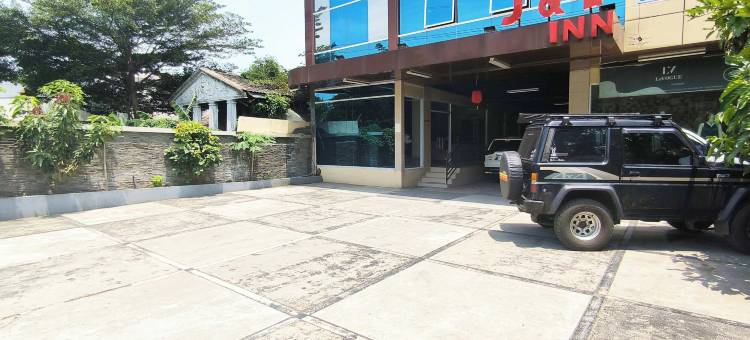 J&L旅馆三宝垄(J&L Inn Semarang)图片