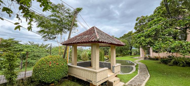 RedDoorz Casa Delray Syariah at Pantai Pelabuhan Ratu图片