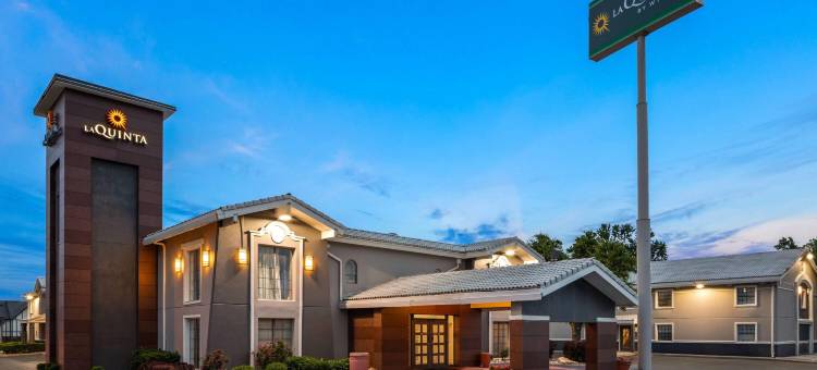 奥马哈西拉昆塔温德姆酒店(La Quinta Inn by Wyndham Omaha West)图片