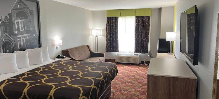 奥沙克湖速8酒店(Super 8 by Wyndham Lake of the Ozarks)图片