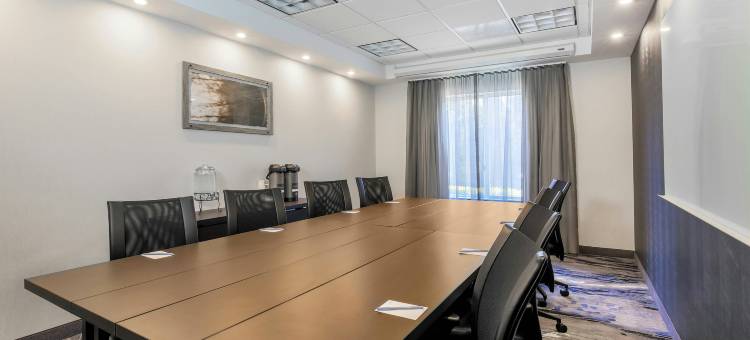 莫沃万枫酒店及套房(Fairfield Inn & Suites Mahwah)图片