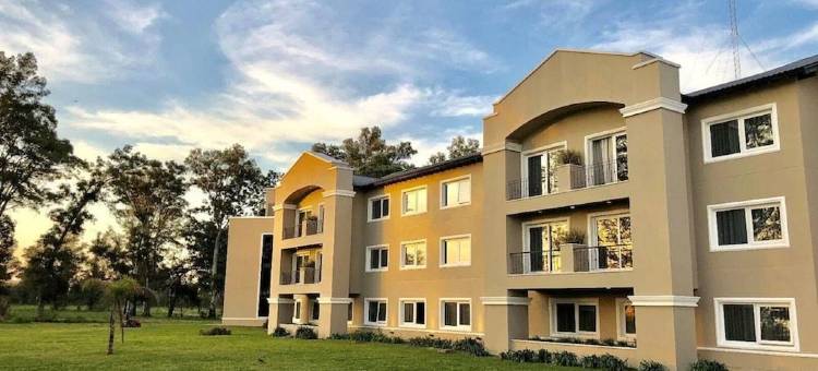 埃塞萨豪生酒店及会议中心(Howard Johnson Resort & Convention Center Ezeiza)图片