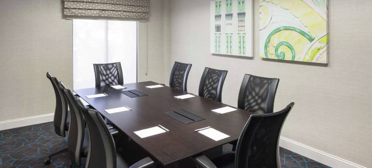 迈阿密多拉尔/海豚购物中心欢朋酒店及套房(Hampton Inn & Suites Miami-Doral/Dolphin Mall)图片