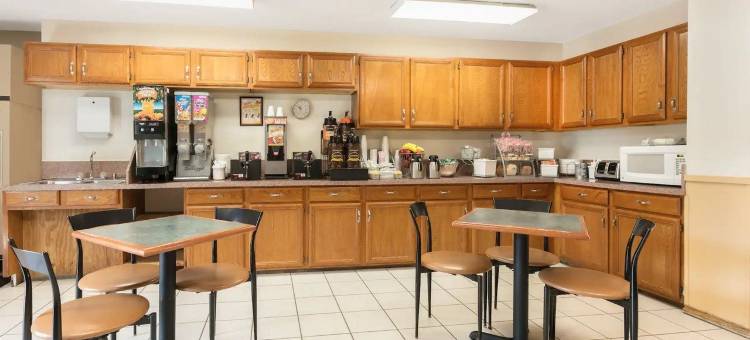 葡萄藤-DFW机场西北温德姆速8酒店(Super 8 by Wyndham Grapevine/DFW Airport Northwest)图片