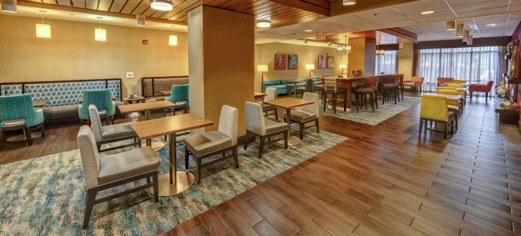纳什维尔欧普兰欢朋酒店(Hampton Inn & Suites Nashville @ Opryland)图片