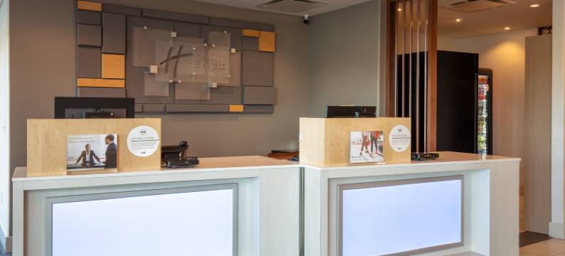 伯洛伊特智选假日套房酒店(Holiday Inn Express & Suites BELOIT by IHG)图片