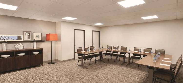 丽笙乡村套房酒店-乔治亚洲萨凡纳中城(Country Inn & Suites by Radisson, Savannah Midtown, GA)图片