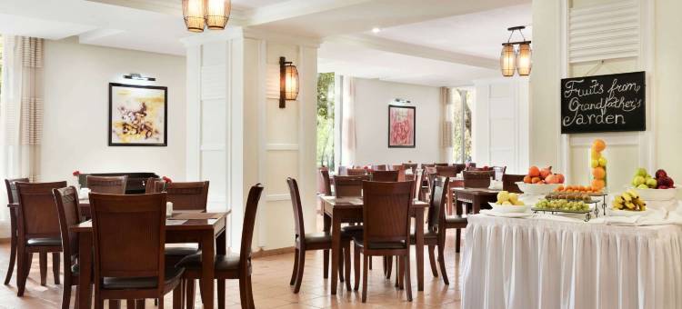 塔什干温德姆华美达酒店(Ramada by Wyndham Tashkent)图片