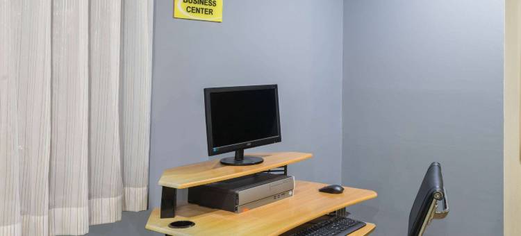 曼福德维尔速8酒店(Super 8 by Wyndham Munfordville KY)图片