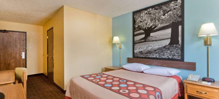 列克星敦公园-加利福尼亚地区温德姆速8酒店(Super 8 by Wyndham Lexington Park/California Area)图片