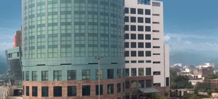 萨沃伊套房大诺伊达店(Savoy Suites Greater Noida)图片