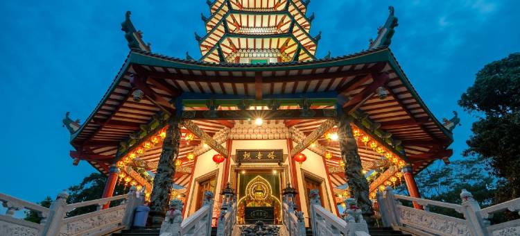 瑞德多兹酒店 @ 三宝珑塞提雅布迪路(RedDoorz Near Universitas Diponegoro Semarang)图片