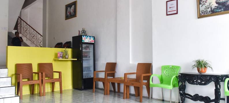 红多兹酒店-近苏丹哈桑丁机场2号(RedDoorz Near Sultan Hasanuddin Airport 2)图片