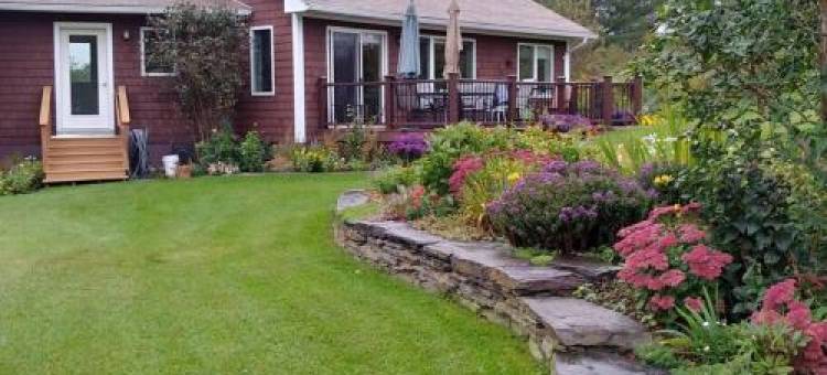 Spacious Country Retreat Close to Town and Nature, Sylvana Farm VT图片