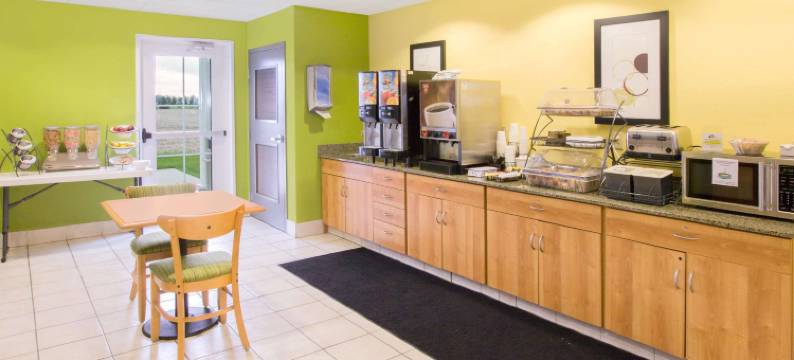 德尔弗斯麦客达温德姆酒店(Microtel Inn & Suites by Wyndham Delphos)图片