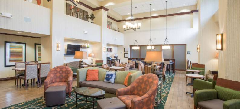 希尔顿欢朋套房酒店-辛辛那提联合中心(Hampton Inn & Suites Cincinnati-Union Centre)图片