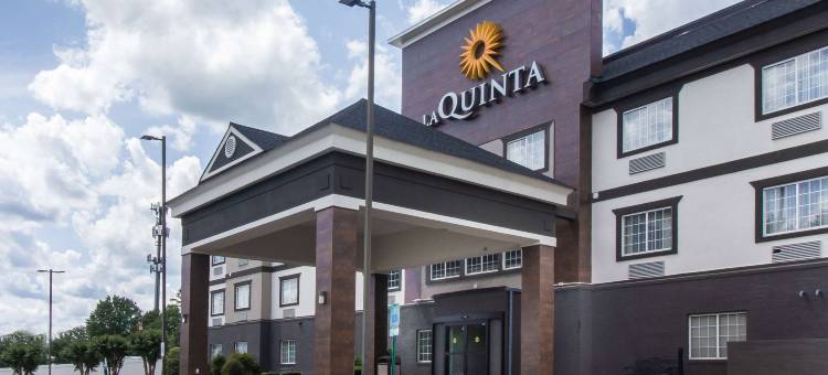 里士满南拉昆塔温德姆酒店(La Quinta Inn by Wyndham Richmond South)图片