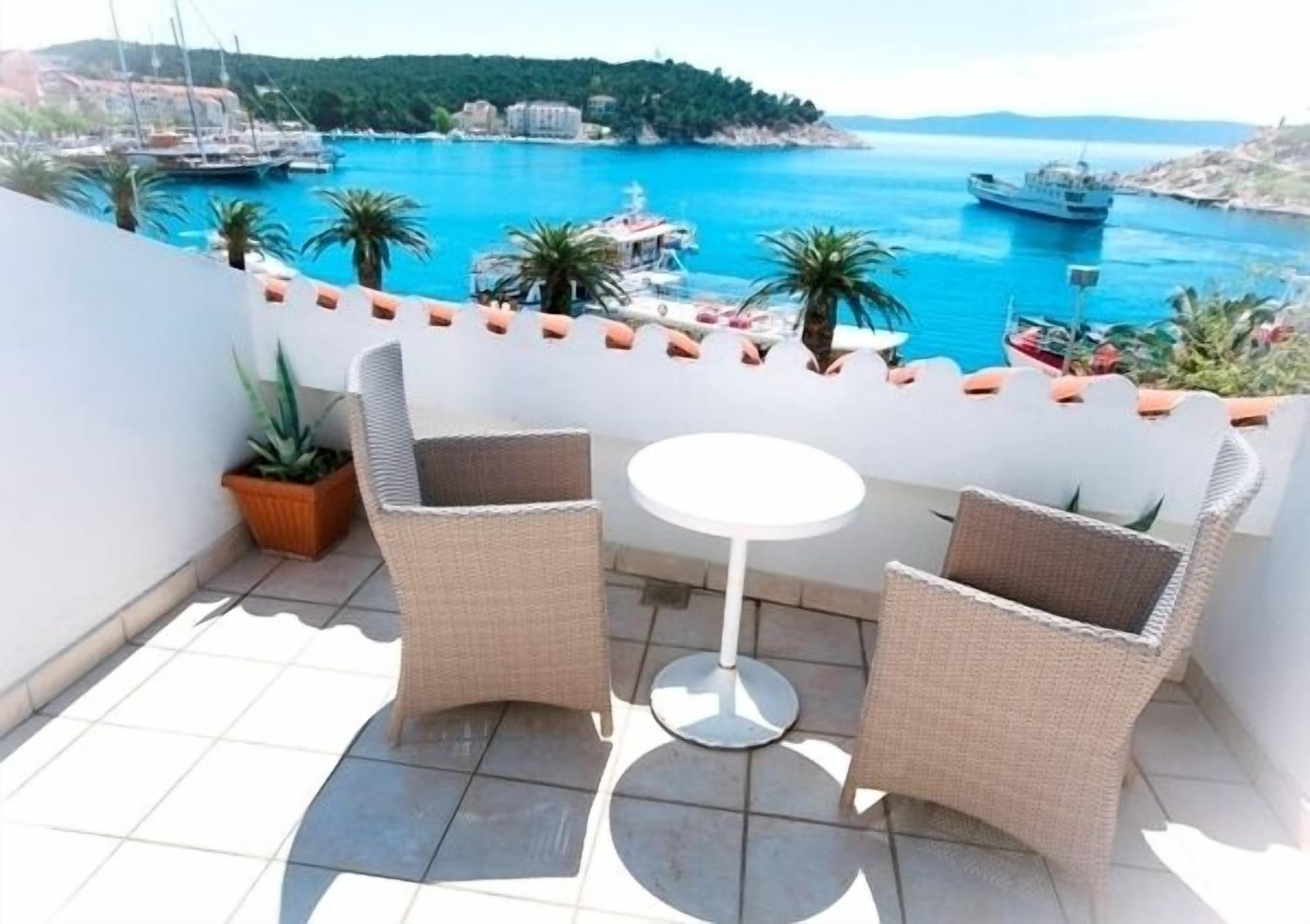 Hotel BiokovoOver view