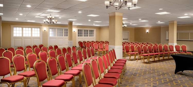 Holiday Inn & Suites 波士顿 - 皮博迪 by IHG(Holiday Inn & Suites Boston-Peabody by IHG)图片