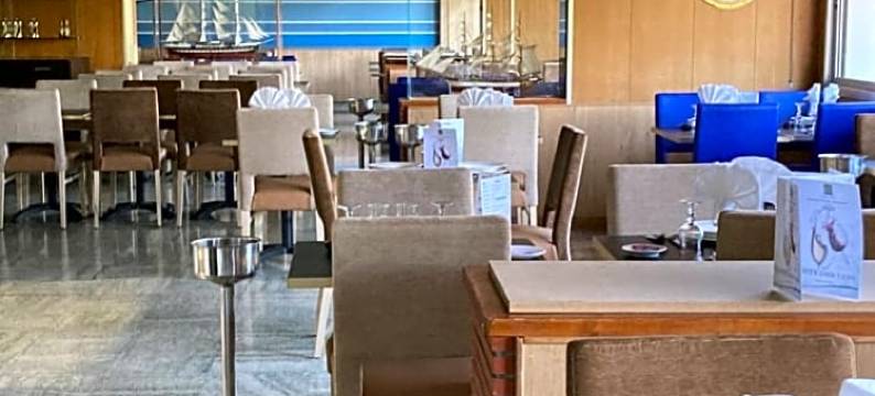 克里斯蒂娜洛德斯酒店(Hôtel Christina Lourdes)图片