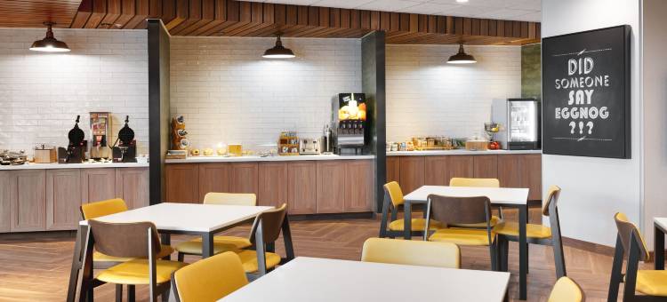 劳雷尔万枫酒店及套房(Fairfield Inn & Suites Laurel)图片