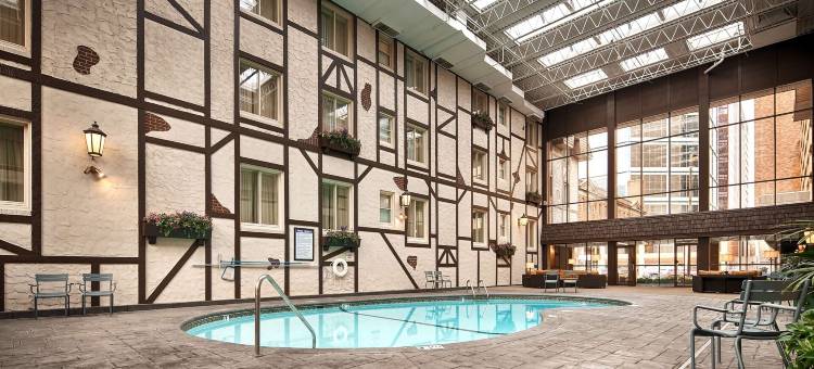 诺曼底贝斯特韦斯特优质套房酒店(Best Western Plus The Normandy Inn & Suites)图片