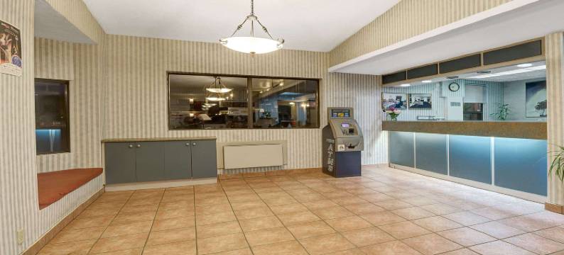 尼亚加拉瀑布北速8酒店(Super 8 by Wyndham Niagara Falls North)图片