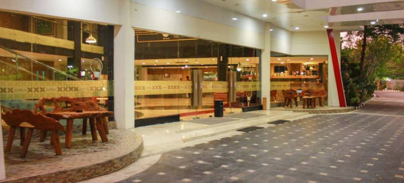 赛普法阿拉凯里亚德饭店(Kyriad Arra Hotel Cepu)图片