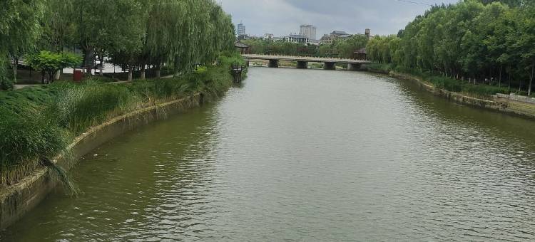 房东古九州三居室四楼公寓(三合东街分店)图片