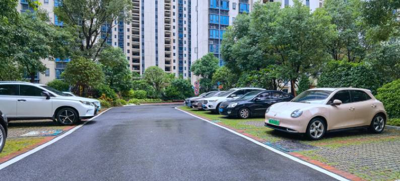 一间破房子公寓(南珠大道分店)图片