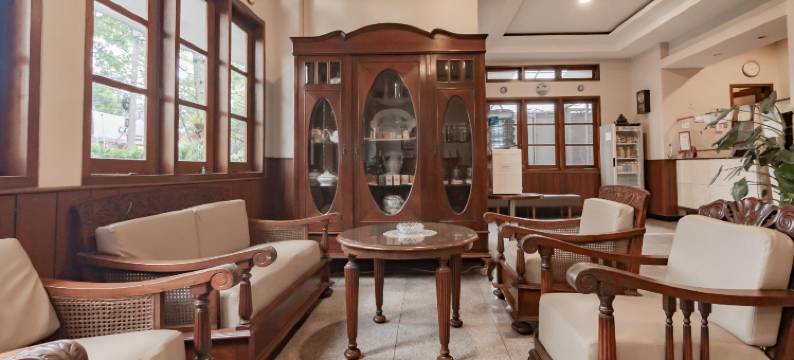 红多兹酒店-近新邦达戈2号(RedDoorz Near Simpang Dago 2)图片