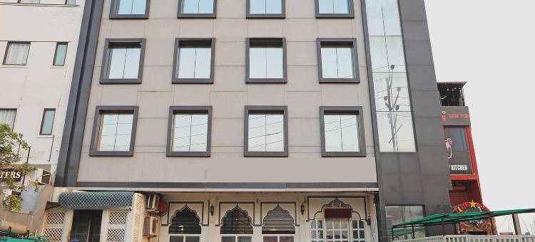 OYO 8095 泰姬城堡酒店(Capital O Taj Castle)图片