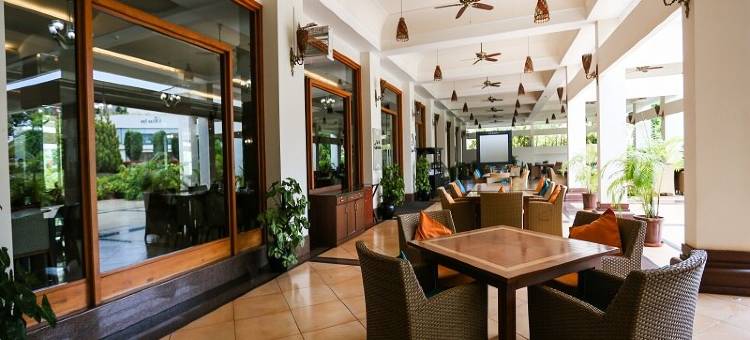 德尼桑斯酒店(Denissons)图片