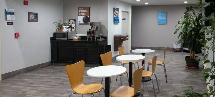 温斯洛6号汽车旅馆(Motel 6 Winslow, AZ)图片